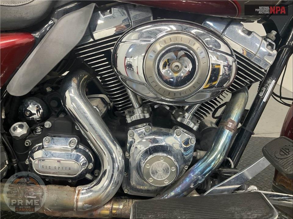 2009 Harley-Davidson FLHTCU ULTRA CLASSIC ELECTRA GLIDE — фото 6