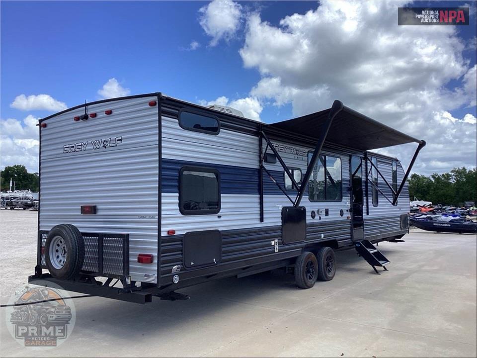 2022 Cherokee By Forest River M-29BRB - GREY WOLF FIFTH WHEEL SERIES — фото 4