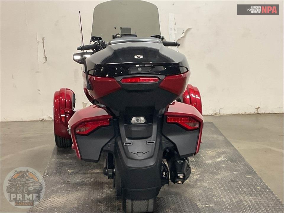 2017 Can-Am SPYDER F3 SE6 LIMITED — фото 4