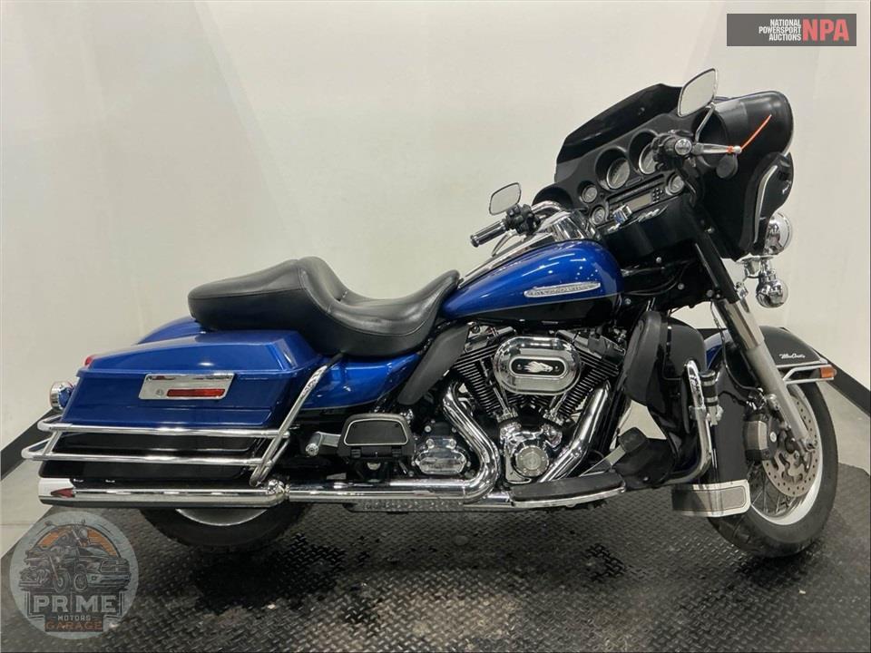 2010 Harley-Davidson FLHTCU ULTRA CLASSIC ELECTRA GLIDE — фото 1