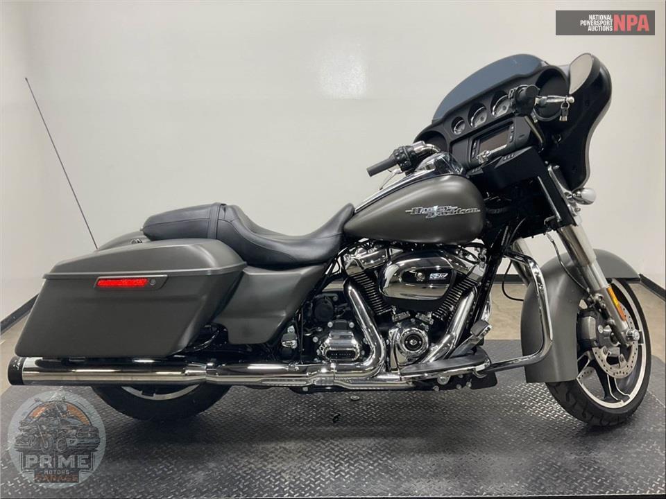 2018 Harley-Davidson FLHX STREET GLIDE — фото 1