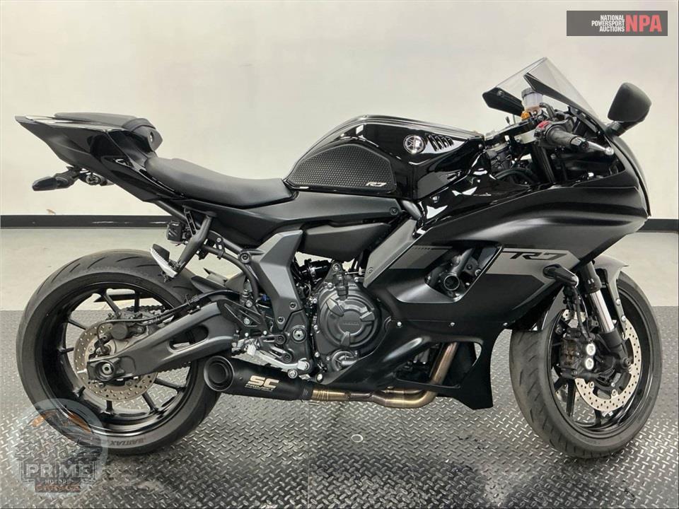 2025 Yamaha YZF-R7 — фото 1