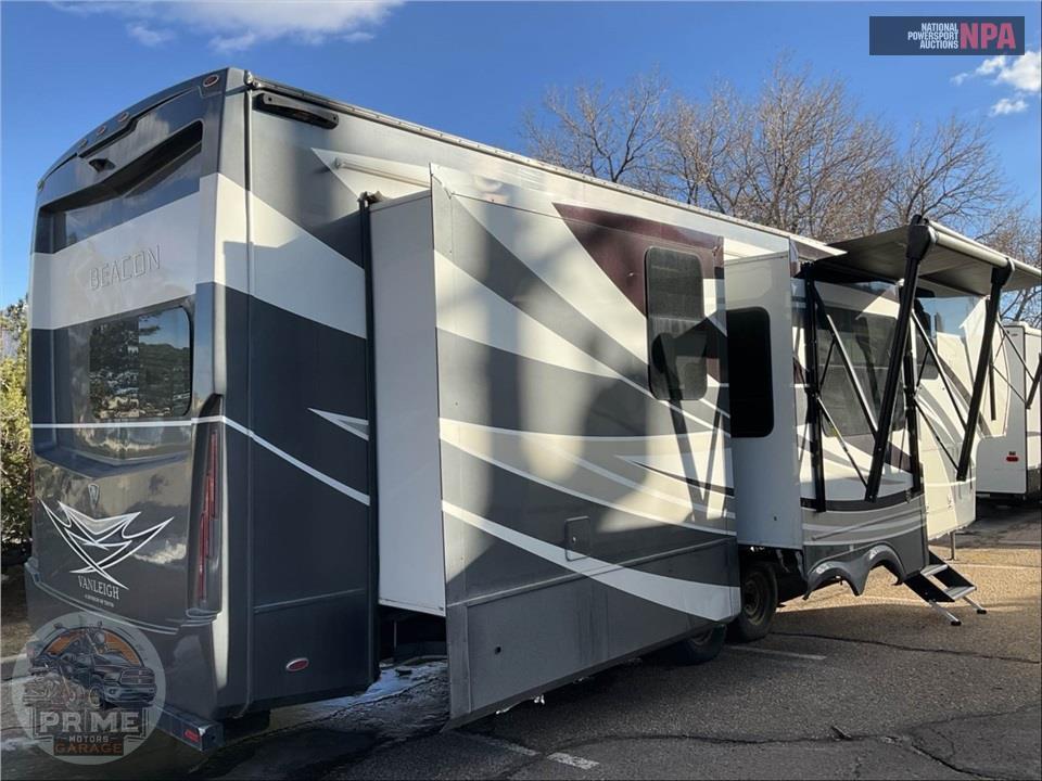 2023 Vanleigh Rv M-41LKB - BEACON FIFTH WHEEL SERIES — фото 4