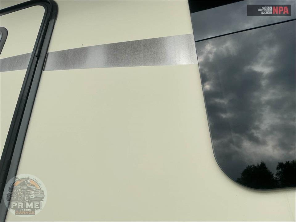 2017 Keystone Rv M-3950 BR - MONTANA LEGACY EDITION FIFTH WHEEL SERIES — фото 39