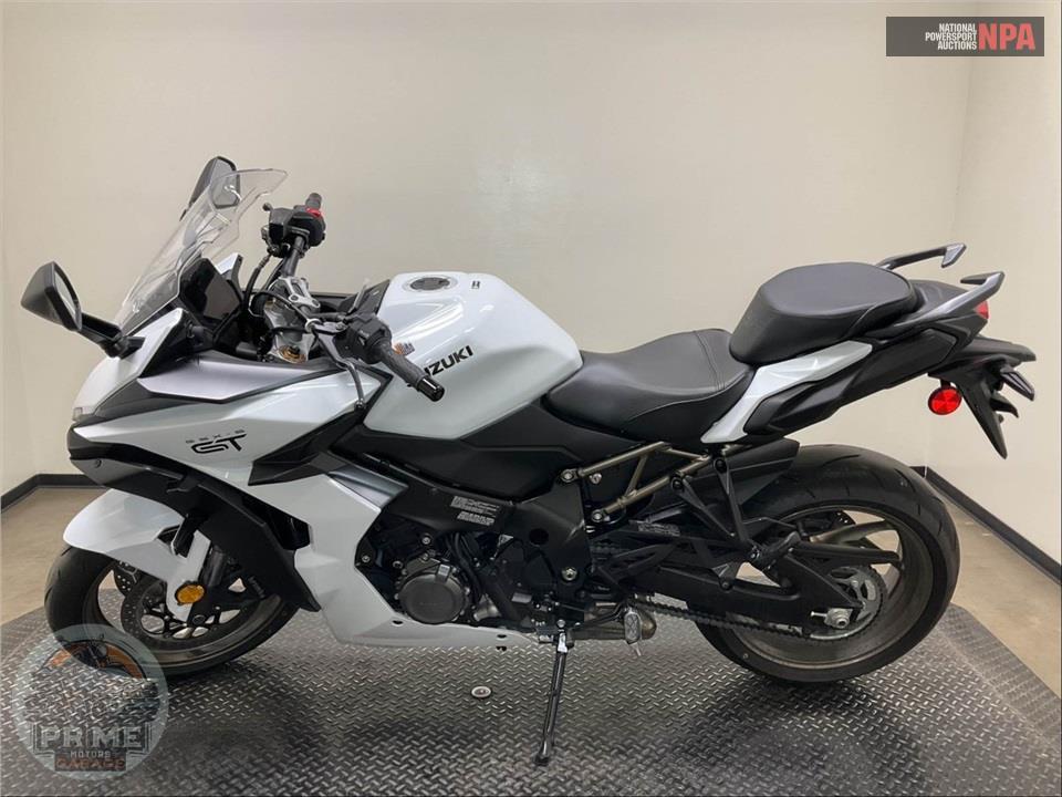 2026 Suzuki GSX-S1000GT+ — фото 3