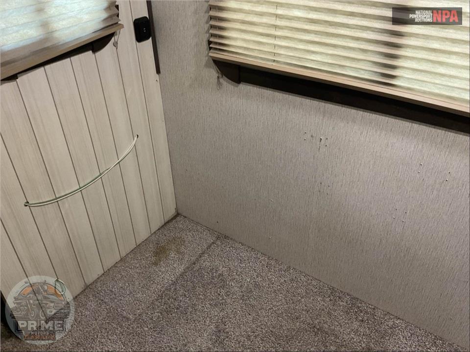 2019 Crossroads Rv M-253 RB - SUNSET TRAIL SUPER LITE SERIES — фото 17