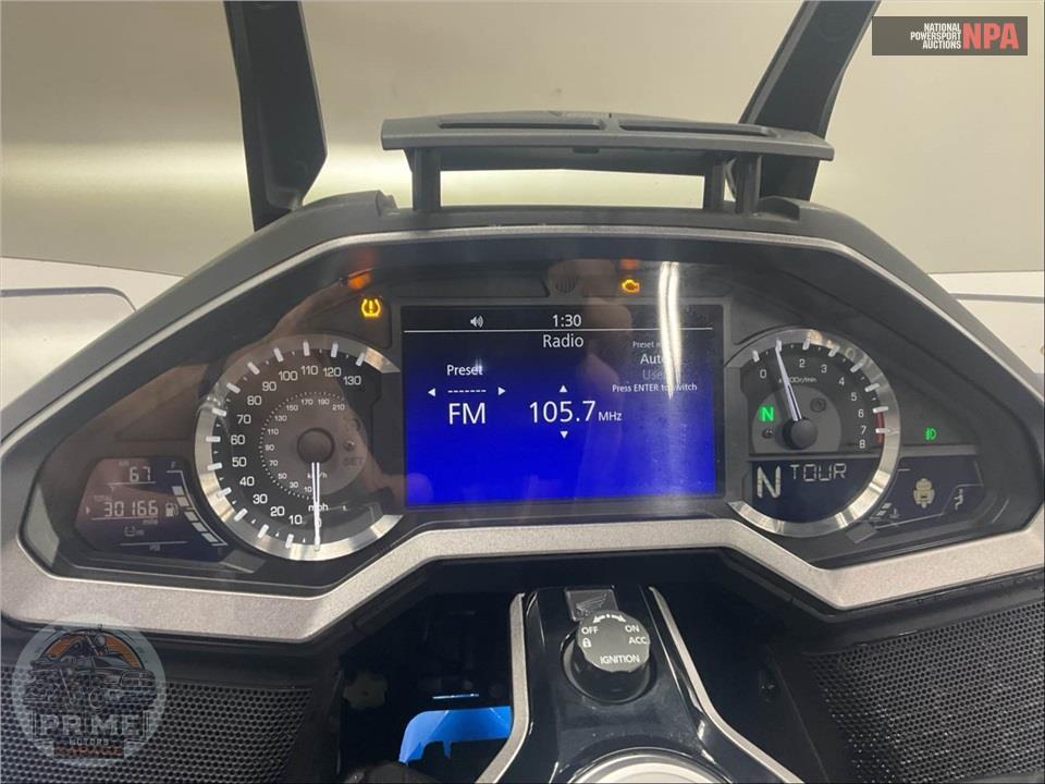 2022 Honda GL1800D GOLDWING TOUR DCT — фото 5