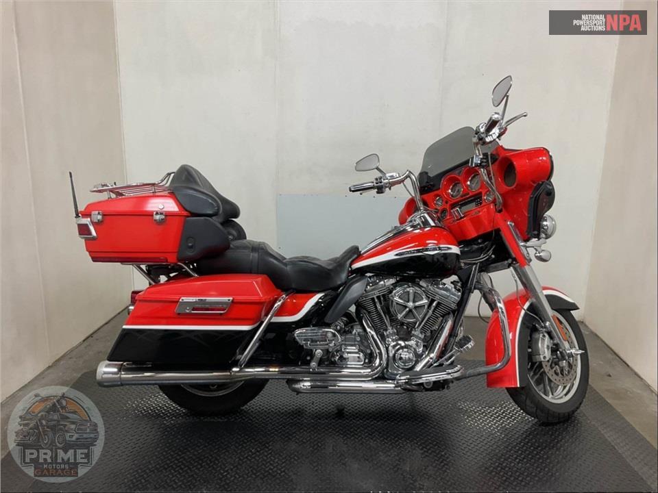 2012 Harley-Davidson FLHTCUSE7 SCREAMIN EAGLE — фото 1