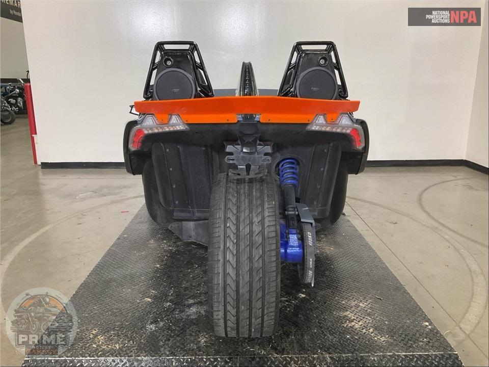 2021 Polaris SLINGSHOT R AUTODRIVE — фото 4