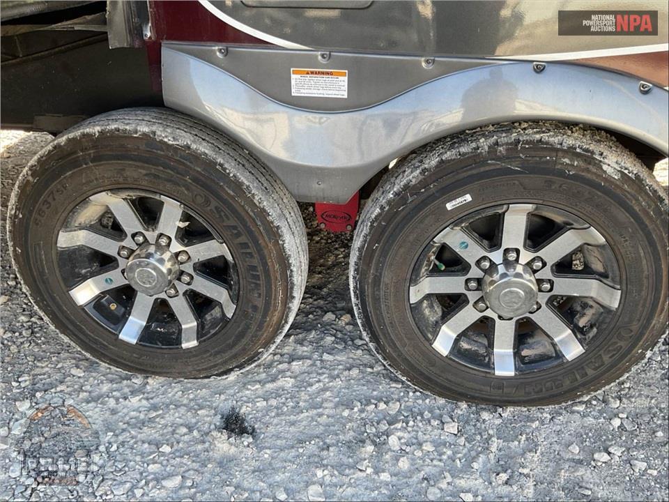 2023 Redwood Rv M-4200 FL - FIFTH WHEEL SERIES — фото 28