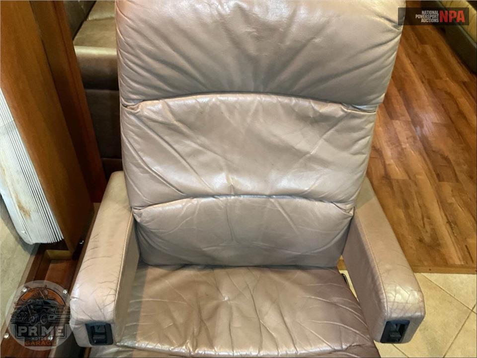 2005 Travel Supreme M-42DS04-400HP — фото 16