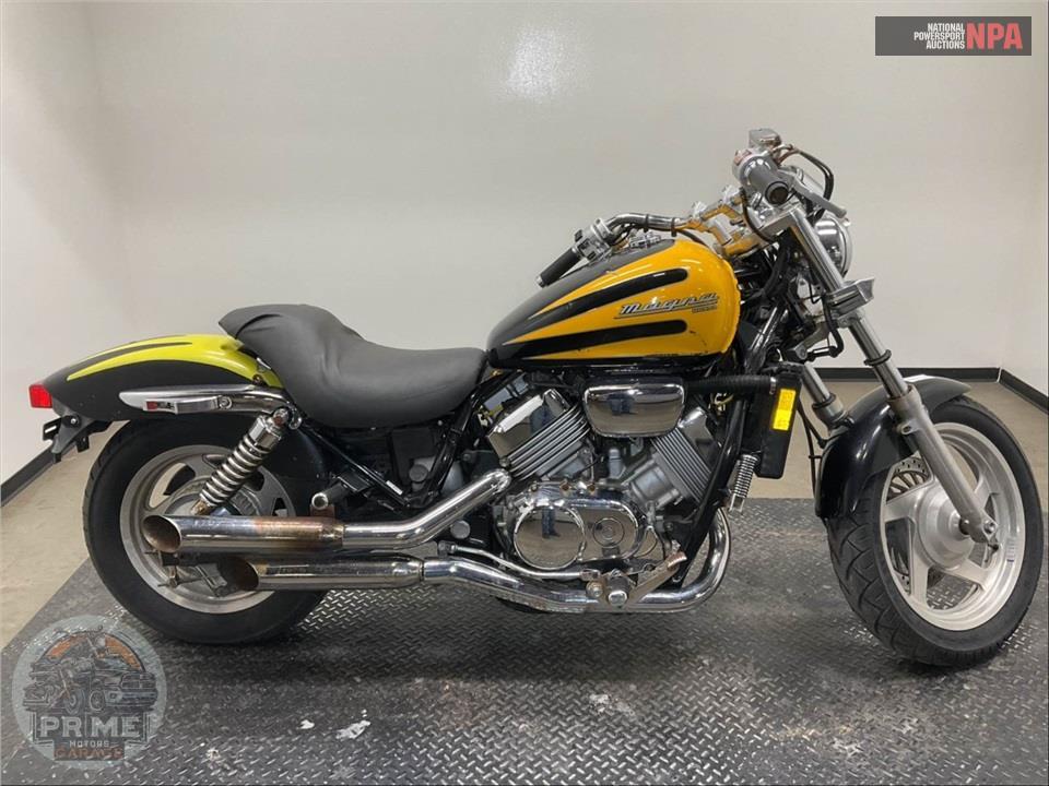 1997 Honda VF750C2V MAGNA DLX — фото 1
