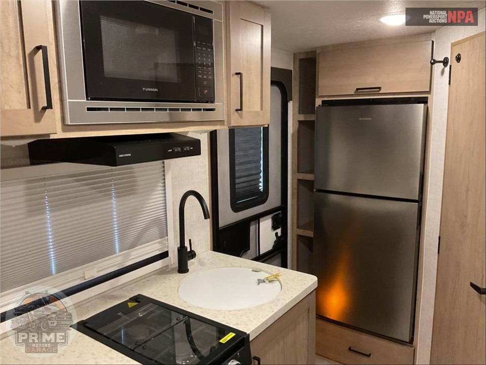 2022 Ember M-171FB - OVERLAND SERIES — фото 14