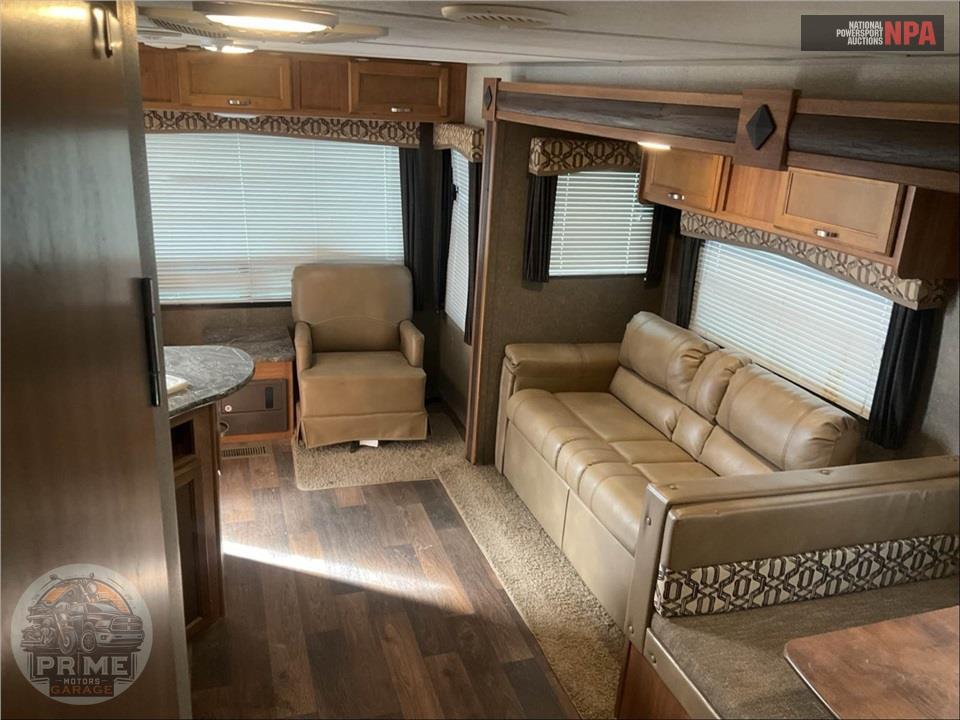 2017 Keystone Rv M-2660 RL - SUMMERLAND SERIES — фото 7