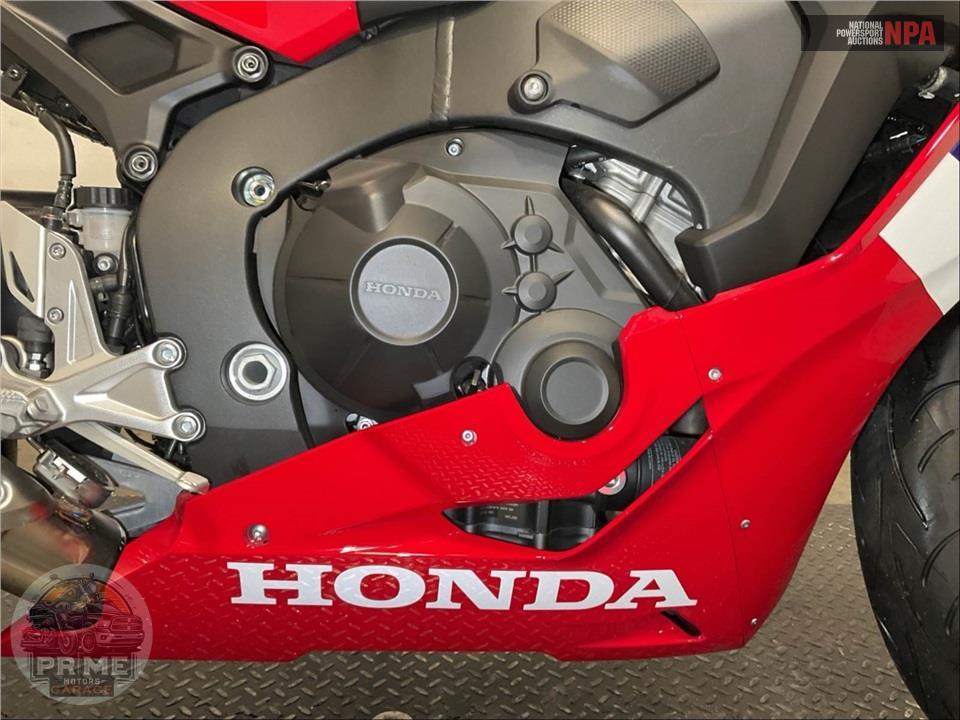 2024 Honda CBR1000RR ABS — фото 7