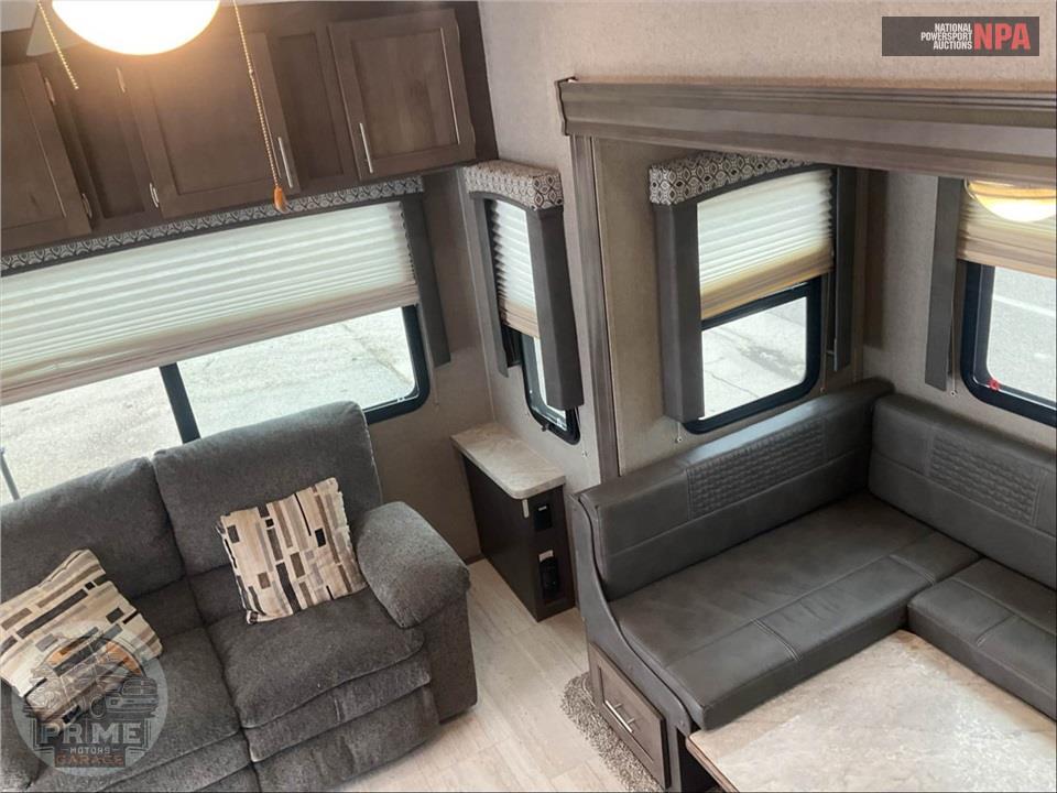 2019 Flagstaff By Forest River M-524LWS - SUPER LITE FIFTH WHEEL SERIES — фото 7