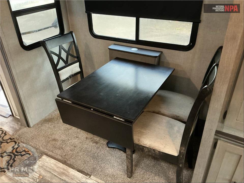 2019 Keystone Rv M-330 RL OUTBACK SERIES — фото 12