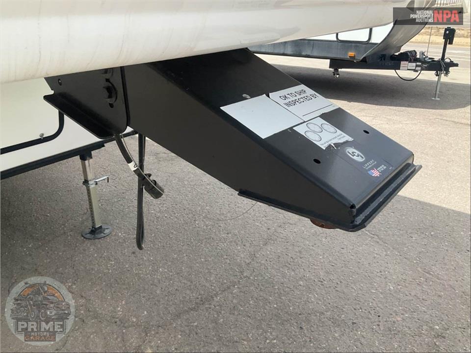 2022 Sabre By Forest River M-36BHQ - FIFTH WHEEL SERIES — фото 41