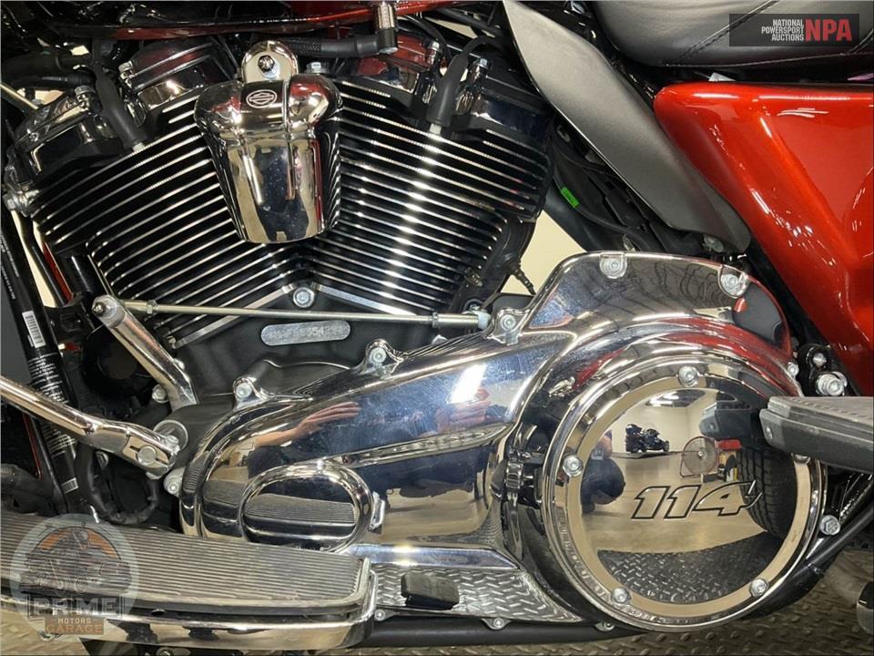 2025 Harley-Davidson FLHTCUTG TRI GLIDE ULTRA CLASSIC — фото 7