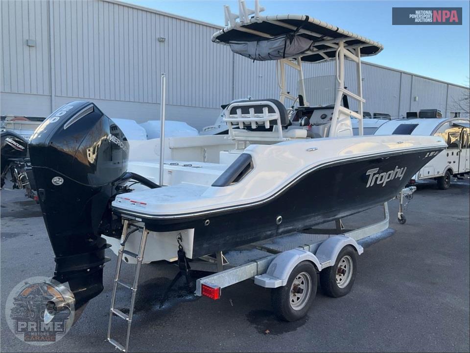 2022 Bayliner Marine T22CC(*) CENTER CONSOLE SERIES L=23/E=1-200HP MERCURY OB — фото 4
