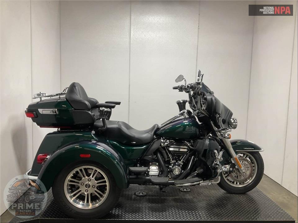 2021 Harley-Davidson FLHTCUTG TRI GLIDE ULTRA CLASSIC — фото 1