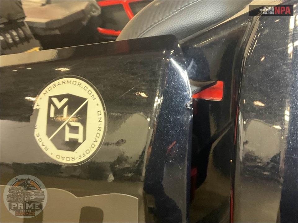 2018 Can-Am MAVERICK X3 X RS TURBO R — фото 21