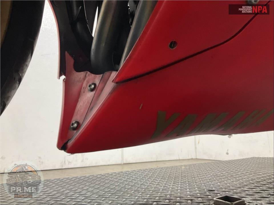 2011 Yamaha YZF-R1 RED — фото 16