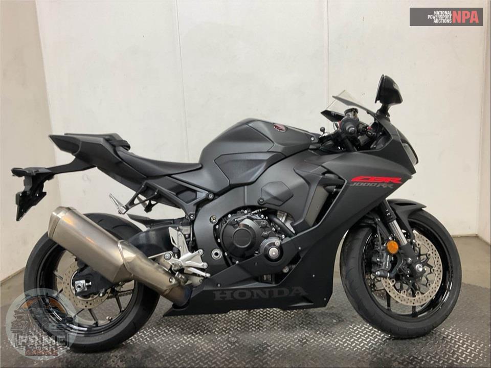 2021 Honda CBR1000RR — фото 1