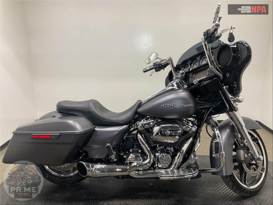 2017 Harley-Davidson FLHXS STREET GLIDE SPECIAL — фото 1