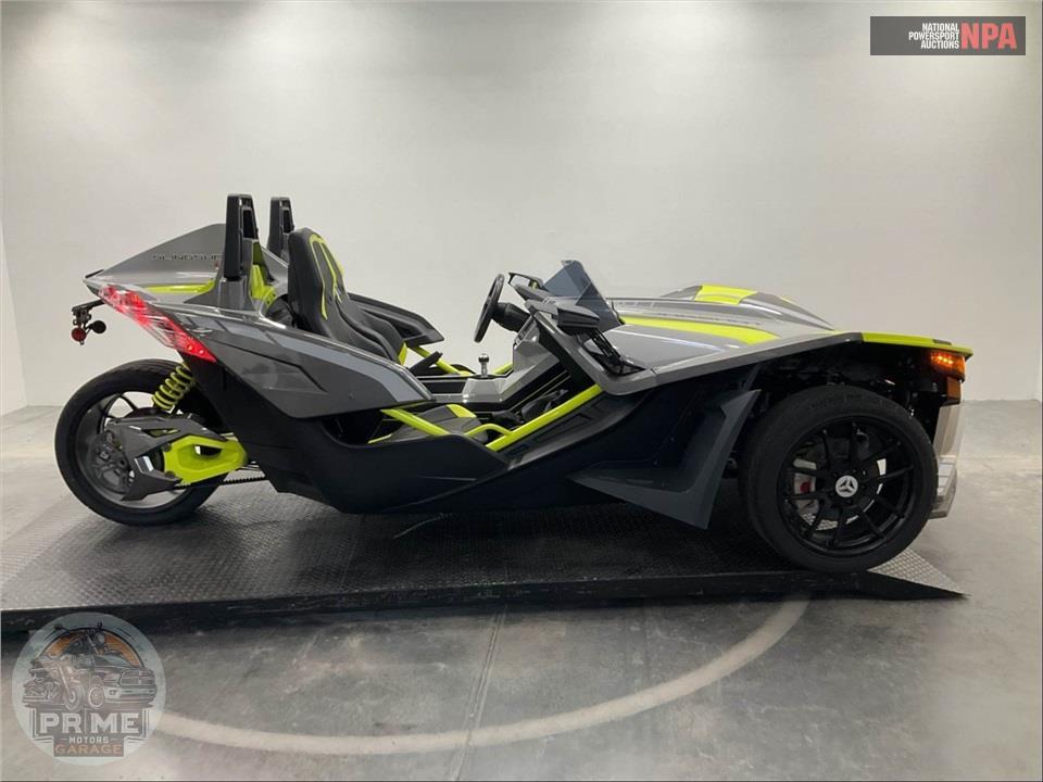 2018 Polaris SLINGSHOT SLR LE (GRAY/YLW) — фото 1