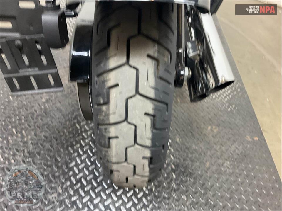 2019 Harley-Davidson FXBB STREET BOB — фото 16