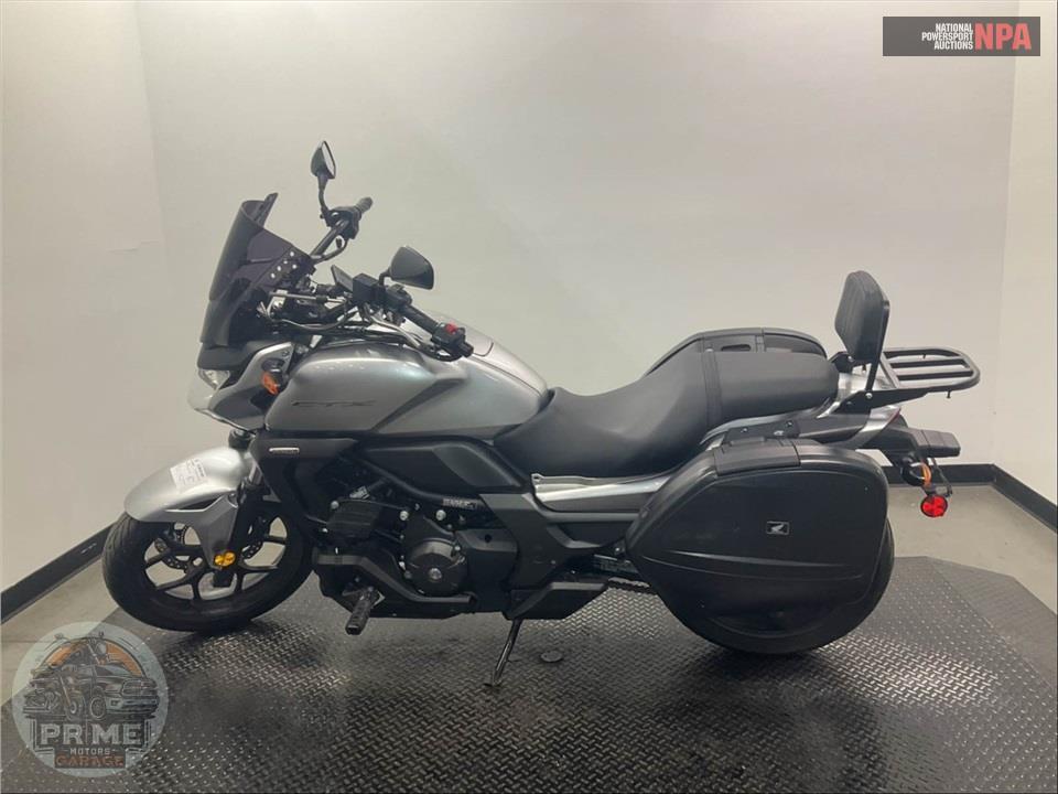 2015 Honda CTX700NDF NAKED DCT (ABS) — фото 3