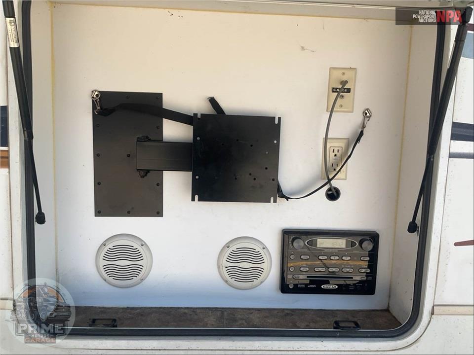 2012 Keystone Rv M-3750 FL - MONTANA BIG SKY FIFTH WHEEL SERIES — фото 61