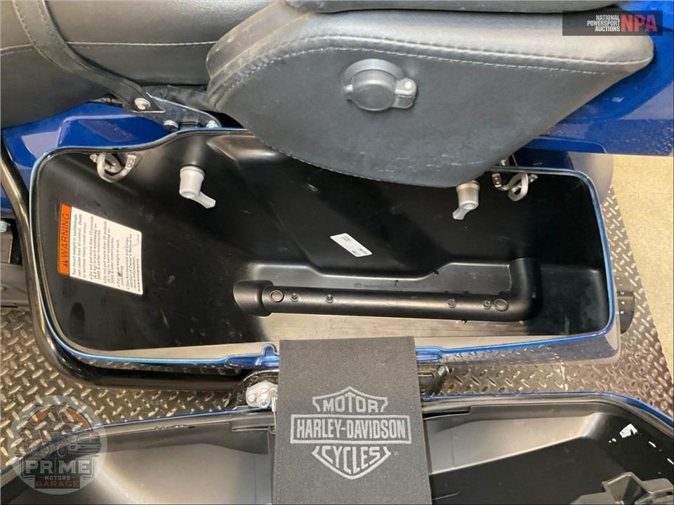 2023 Harley-Davidson FLTRK ROAD GLIDE LIMITED — фото 22