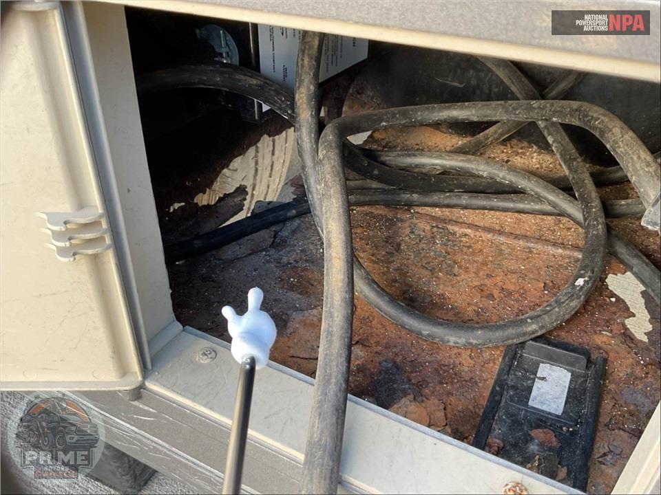 2017 Winnebago M-23A FORD - FUSE SERIES — фото 56