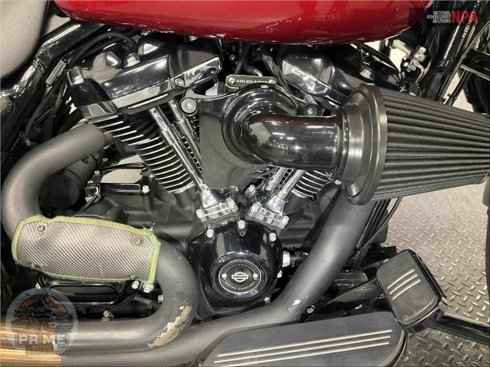 2018 Harley-Davidson FLTRXS ROAD GLIDE SPECIAL — фото 6