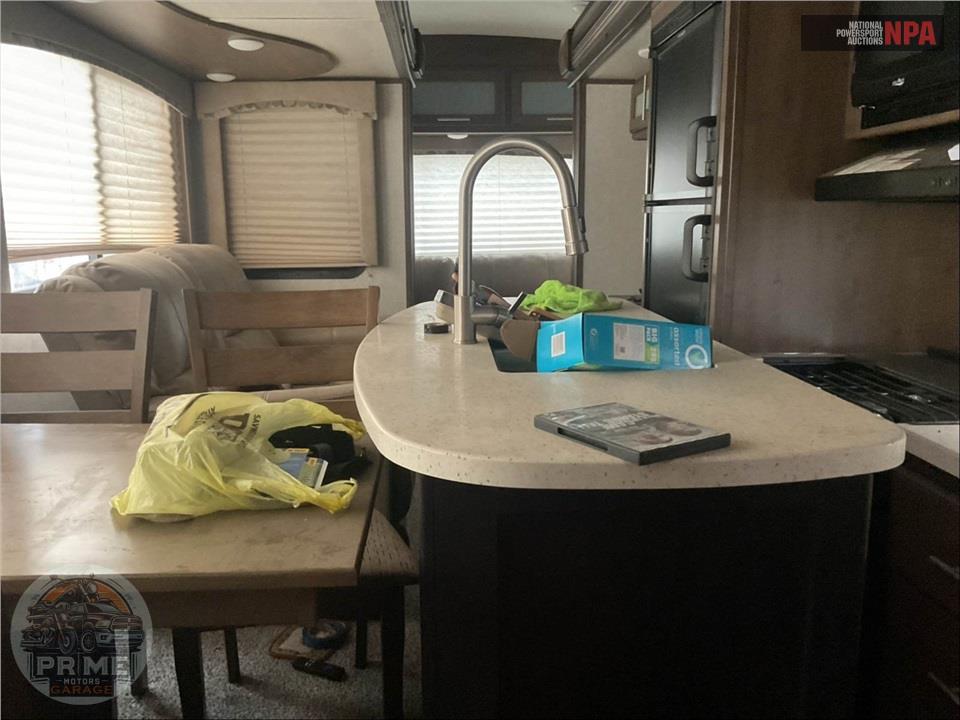 2019 Keystone Rv M-32 RLI COUGAR SERIES — фото 9