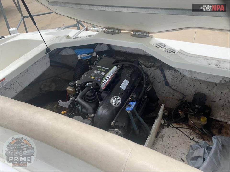 2012 Caravelle Boat 182 BOW RIDER L=18/E=1 135 HP MERC IB — фото 8