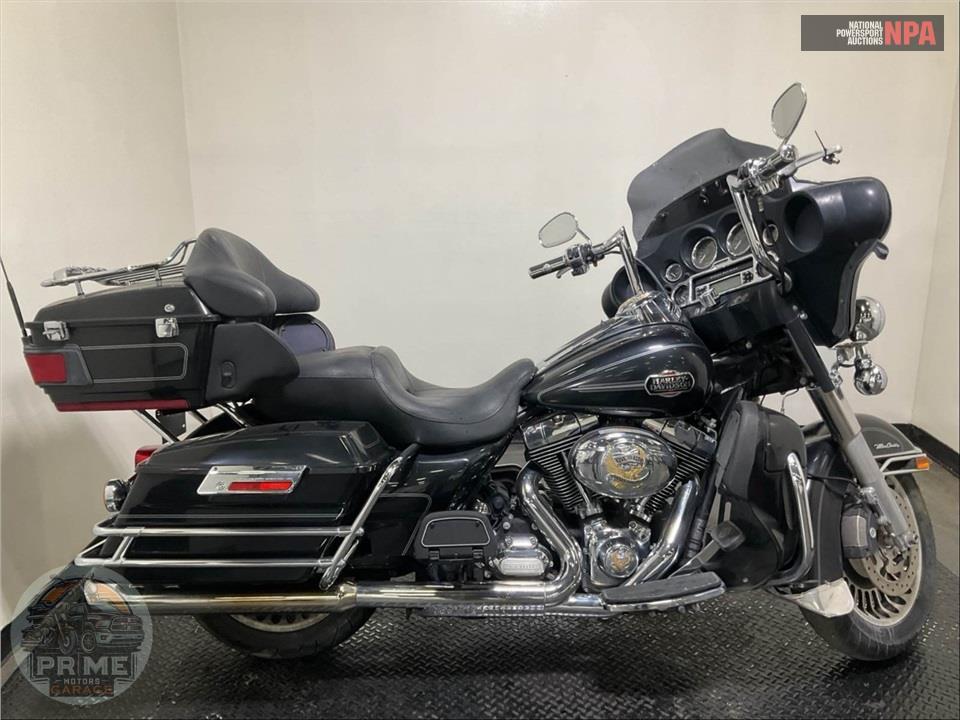 2013 Harley-Davidson FLHTCU UL CLSC EL GLIDE — фото 1