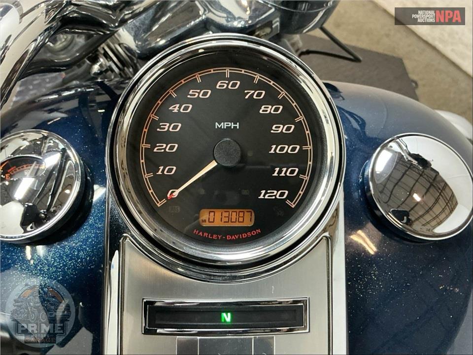 2016 Harley-Davidson FLHR ROAD KING — фото 5
