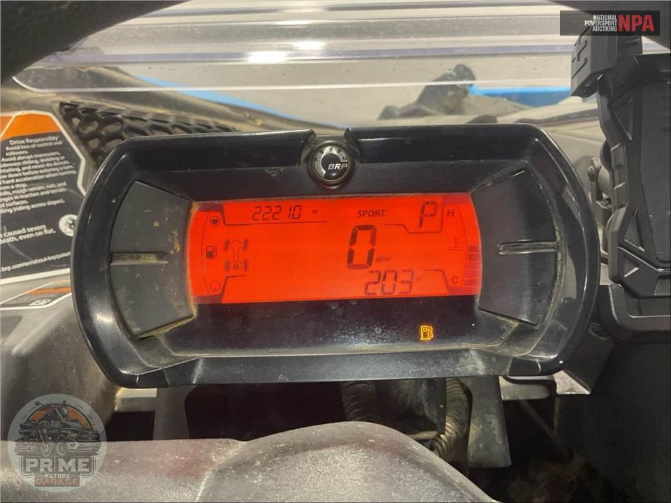 2021 Can-Am MAVERICK X3 DS TURBO R — фото 5