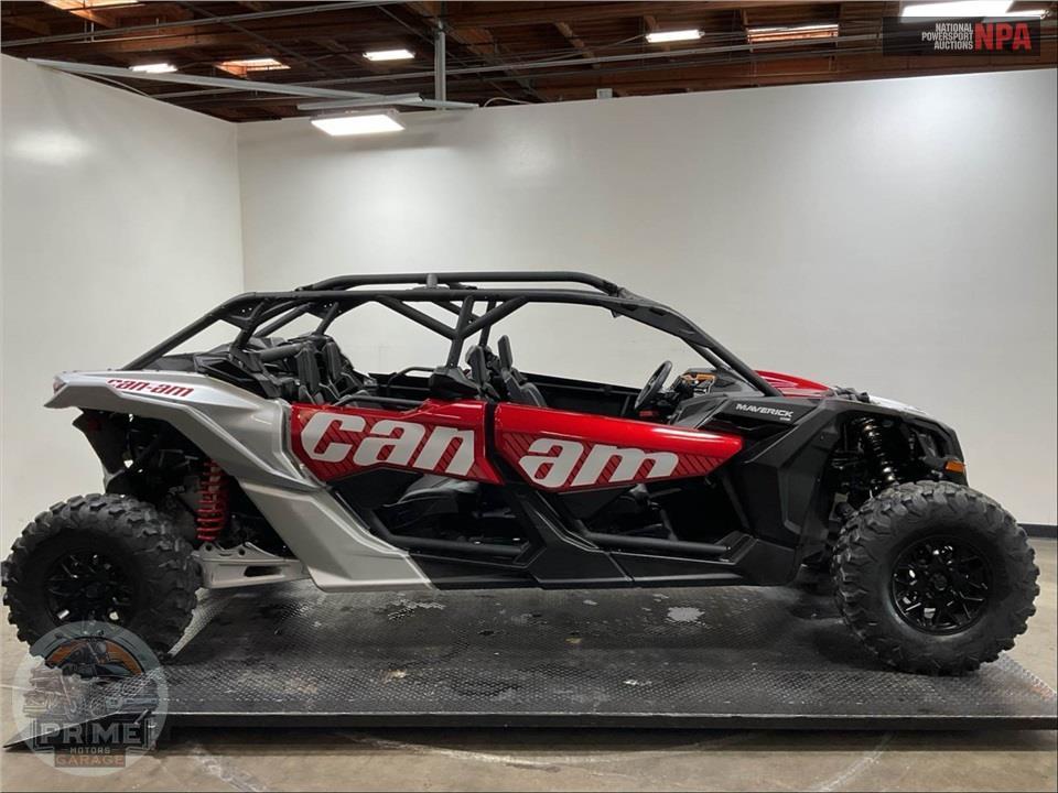 2025 Can-Am MAVERICK X3 MAX DS TURBO (RED & SILVER) — фото 1