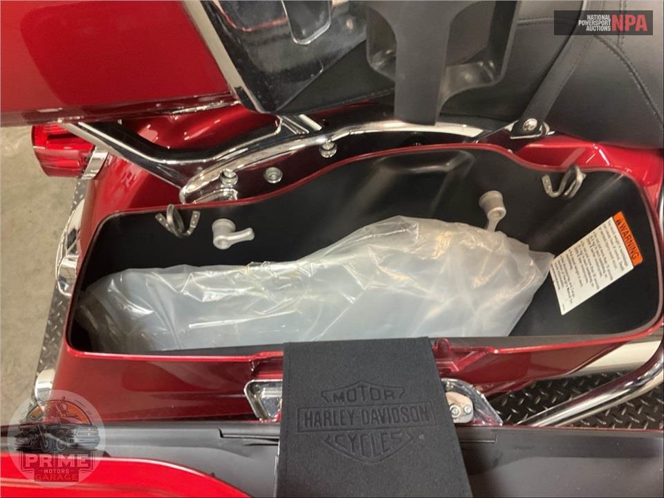 2018 Harley-Davidson FLHTKL ULTRA LIMITED LOW — фото 21