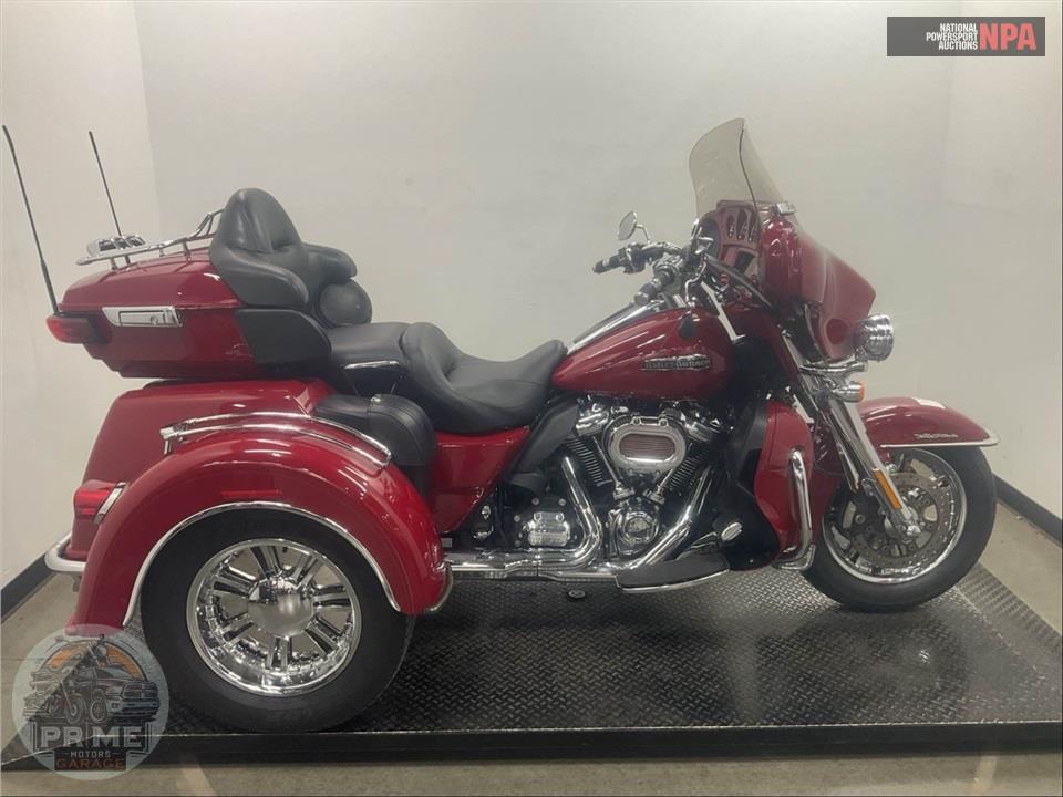 2021 Harley-Davidson FLHTCUTG TRI GLIDE ULTRA CLASSIC — фото 1