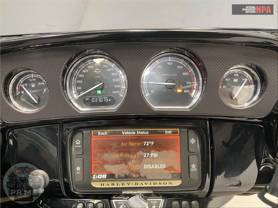 2015 Harley-Davidson FLHXSE CVO STREET GLIDE SPECIAL — фото 5