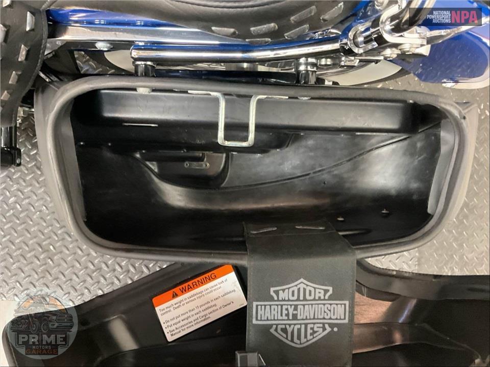 2018 Harley-Davidson FLDE DELUXE — фото 15