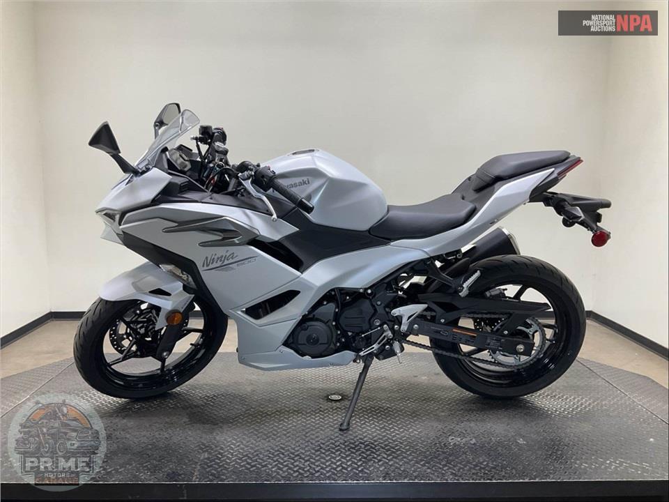 2025 Kawasaki EX500GSFNL NINJA 500 (ABS) — фото 3