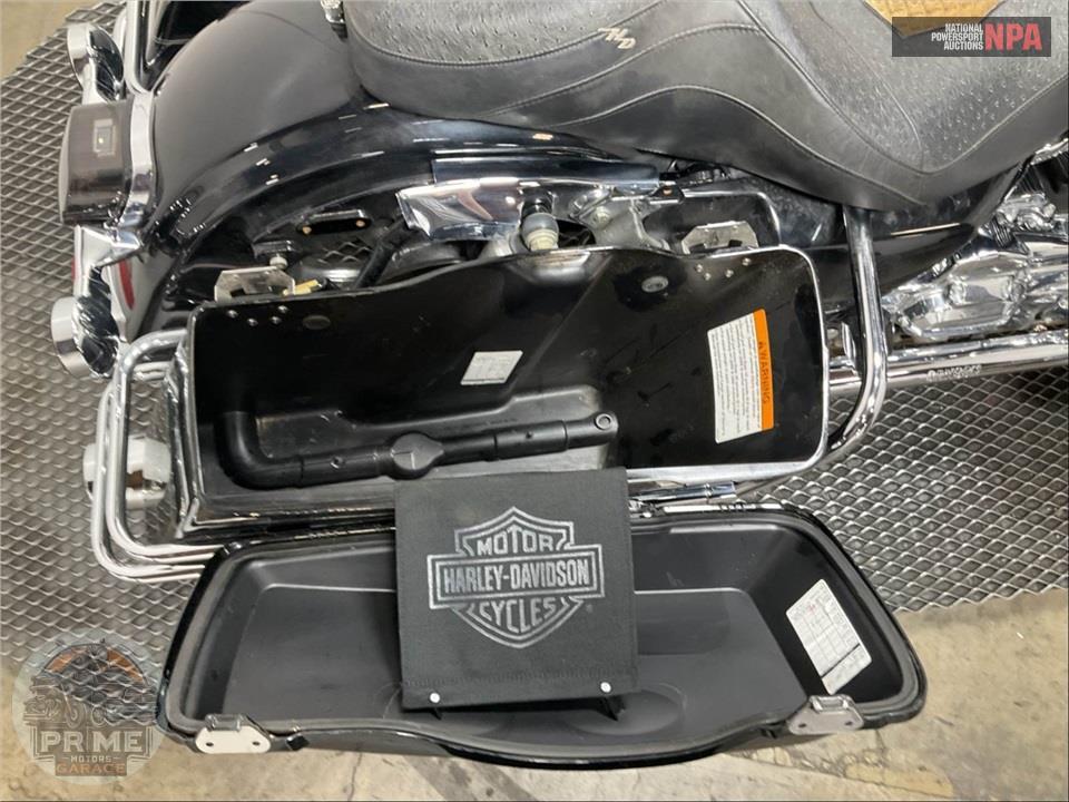 2010 Harley-Davidson FLHTCU ULTRA CLASSIC ELECTRA GLIDE — фото 23