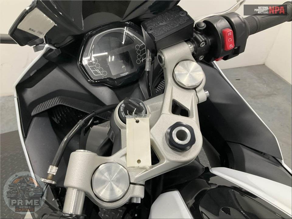2025 Triumph DAYTONA 660 — фото 12
