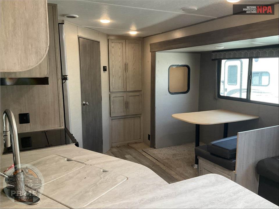 2022 Coachmen By Forest River M-243 RBS CATALINA LEGACY SERIES — фото 6